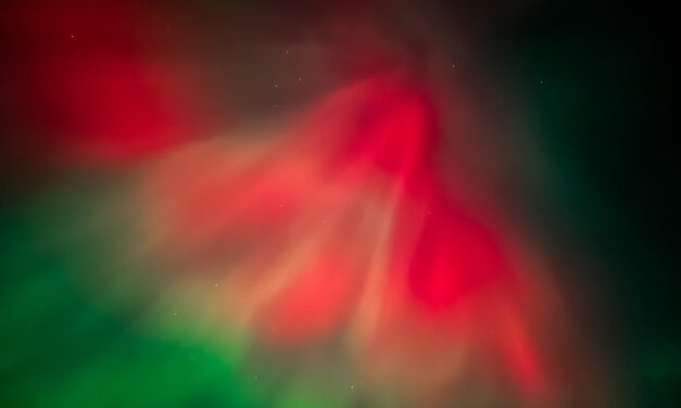 How to Capture the Northern Lights with Your iPhone Camera