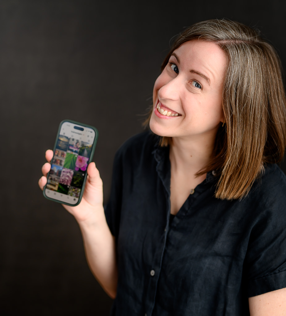 A photography teacher helping you know how to start learning how to take photos and the benefits of phone cameras vs professional cameras.